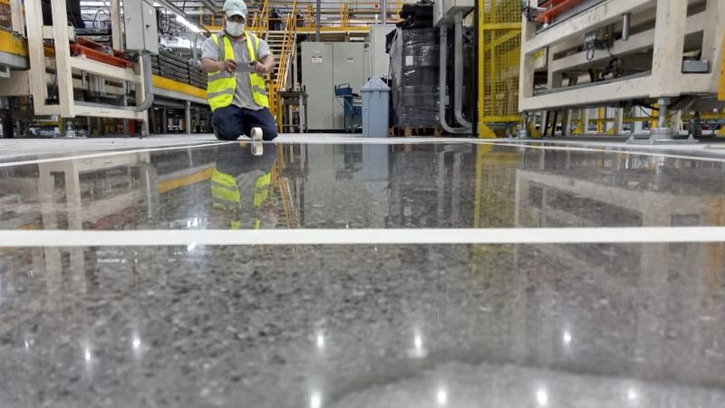 Restauração de piso de concreto